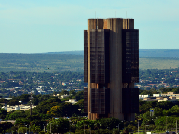 Banco Central liquida duas instituições do grupo Simpala